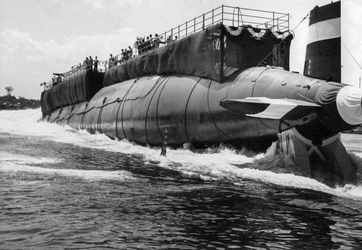 Port quarter view of the launching of the USS Thresher (SSN-593) at the Portsmouth Naval Shipyard, 9 July 1960.