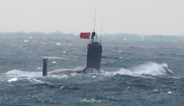 A Chinese submarine
